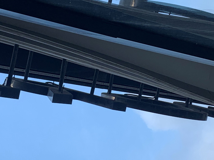 廣告牌，鋼結構